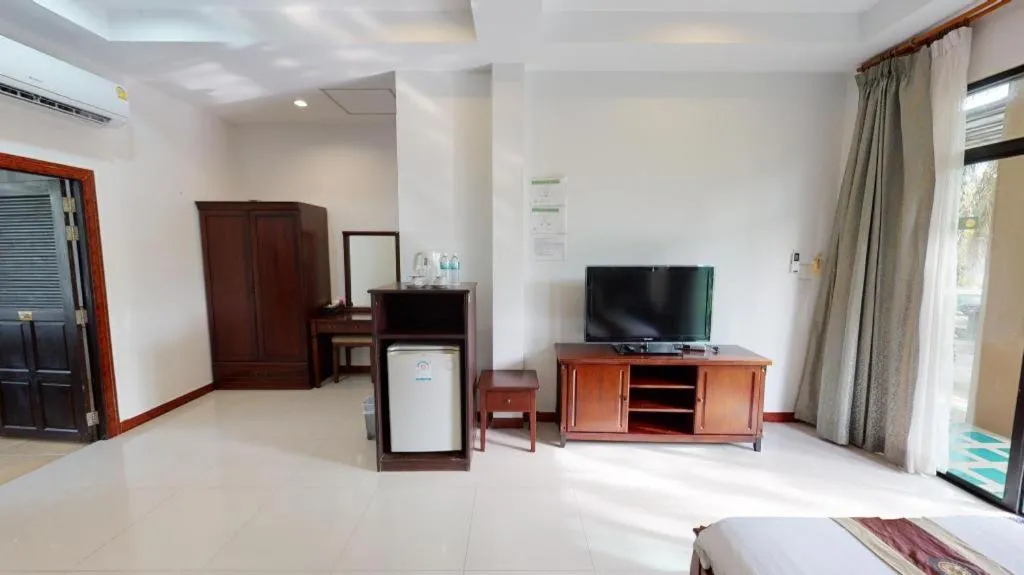 Nattha Waree Hot Spring Resort and Spa