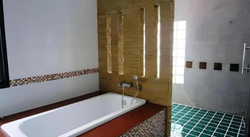 Nattha Waree Hot Spring Resort and Spa