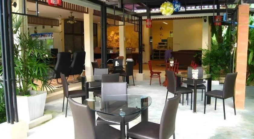 Nattha Waree Hot Spring Resort and Spa