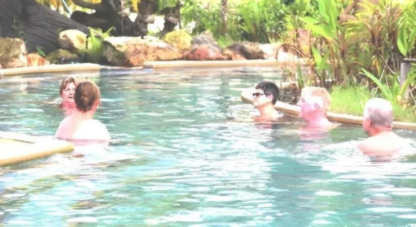 Nattha Waree Hot Spring Resort and Spa