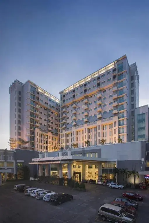 CLARO Makassar Hotel & Convention CLARO Makassar Hotel & Convention