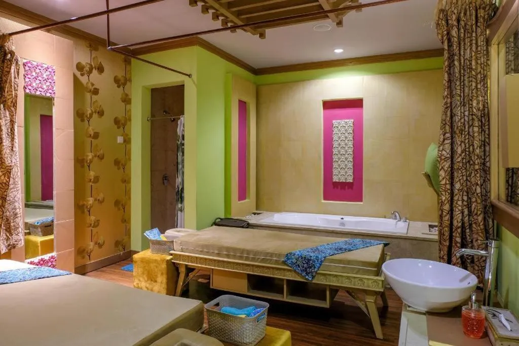 Bed in CLARO Makassar Hotel & Convention