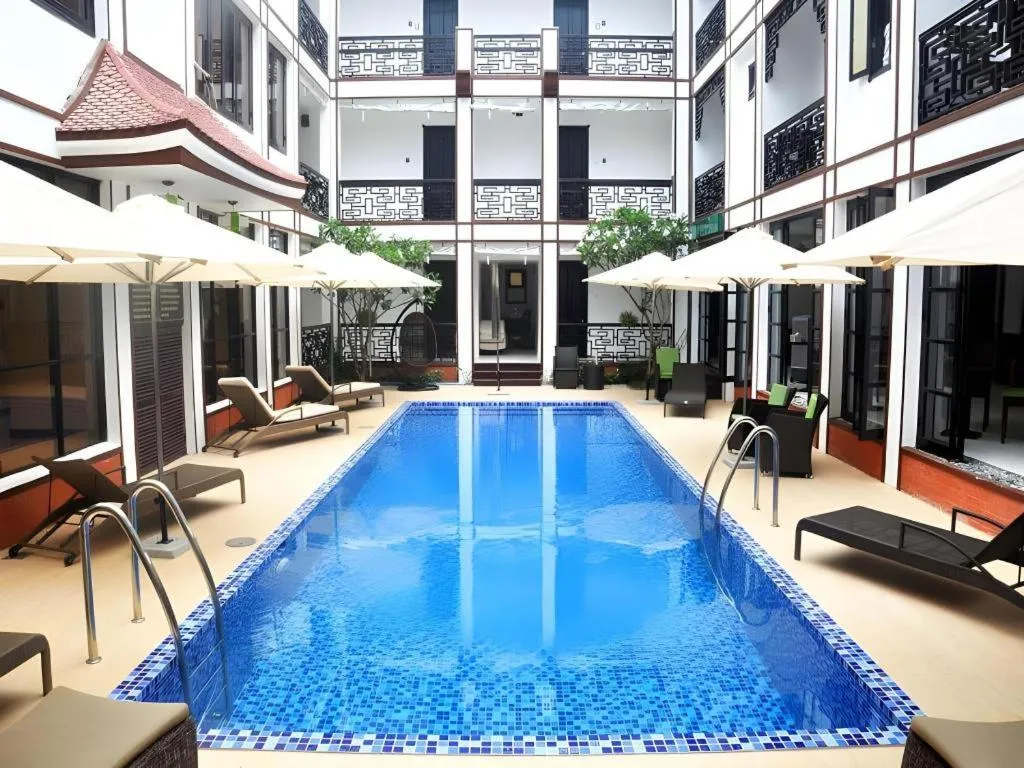 Vinh Hung 2 City Hotel