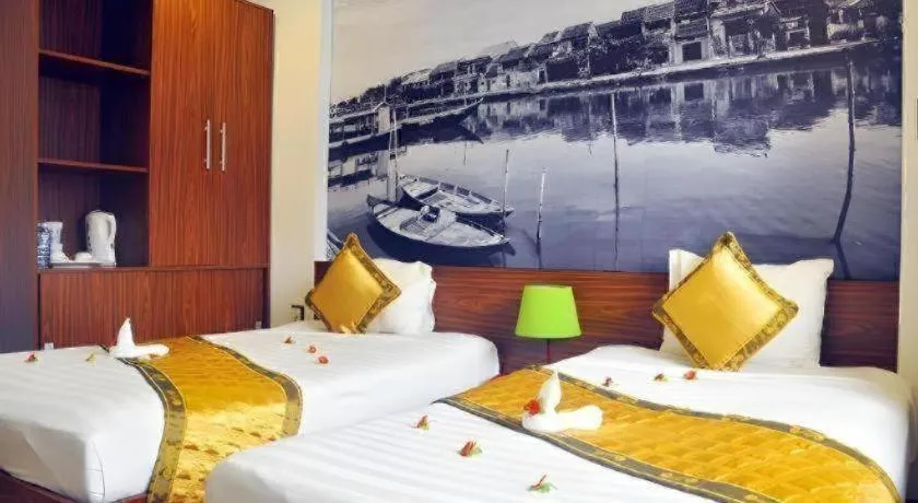 Bed in Vinh Hung 2 City Hotel