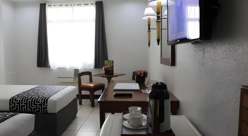 Bed in Las Palmas Hotel de Manila