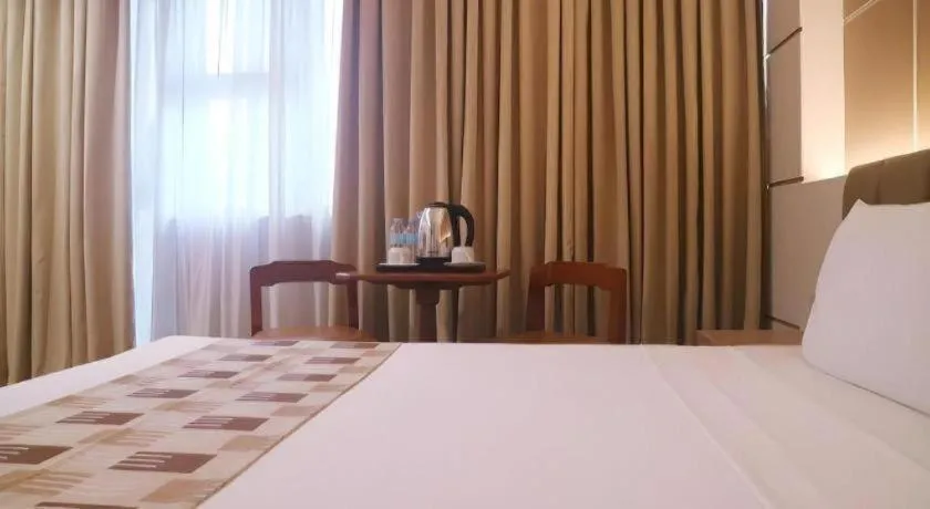 Bed in Las Palmas Hotel de Manila