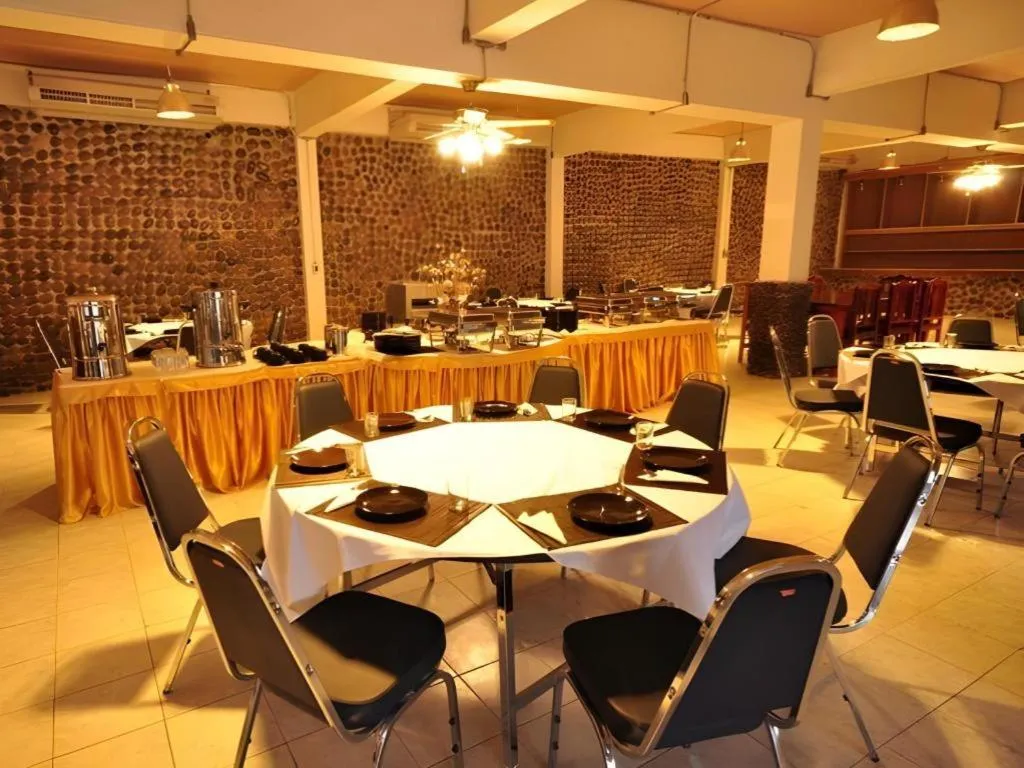 Piyaporn Hill Paradise Hotel