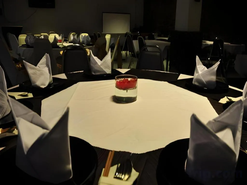 Piyaporn Hill Paradise Hotel