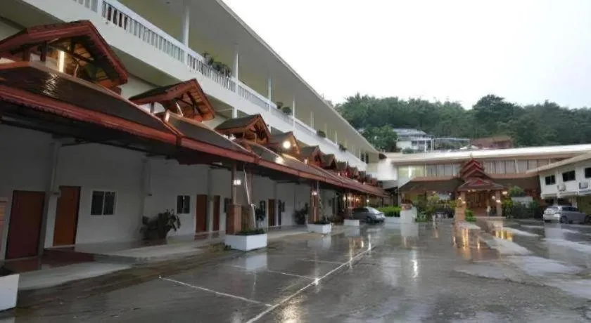 Piyaporn Hill Paradise Hotel