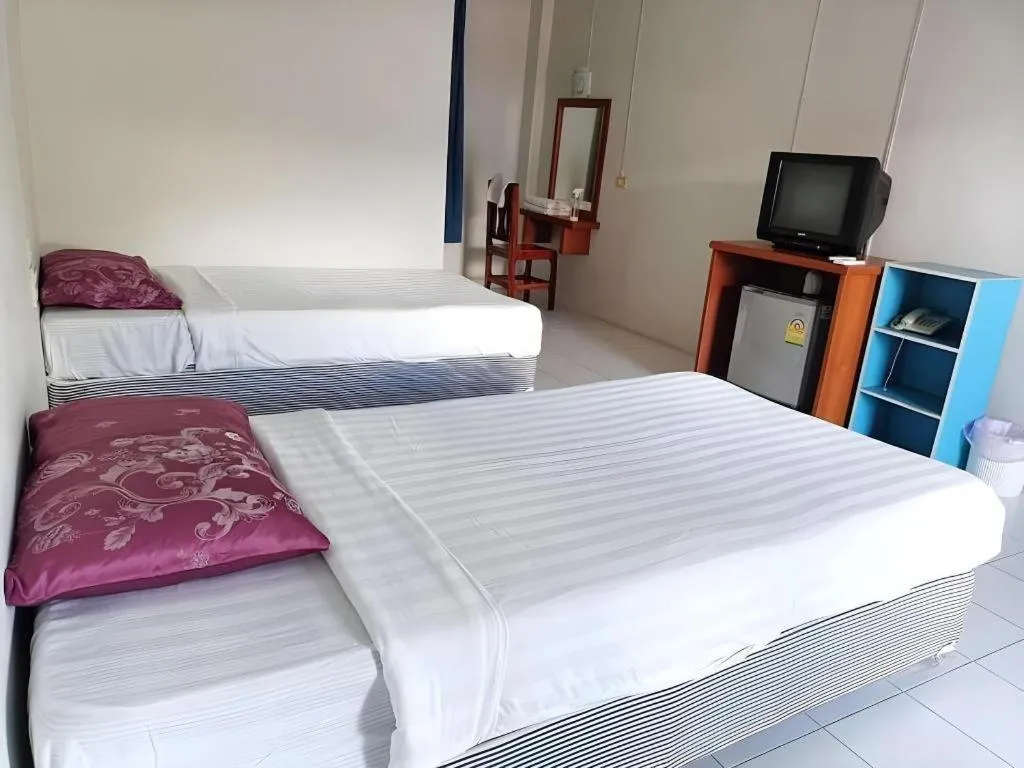 Bed in Piyaporn Hill Paradise Hotel