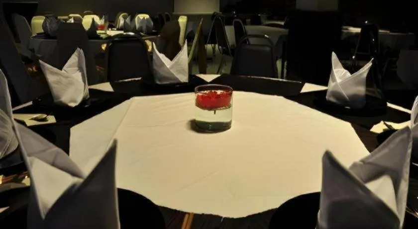 Piyaporn Hill Paradise Hotel