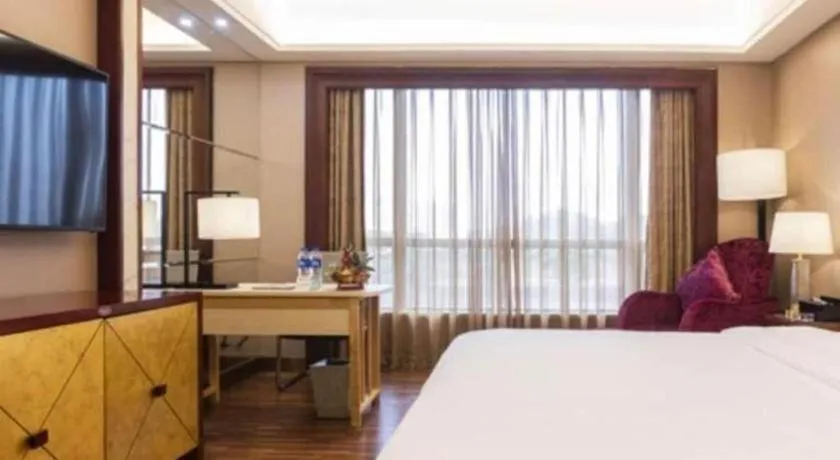 Bed in Wellton International Hotel