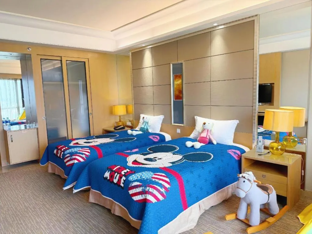 Bed in Wellton International Hotel