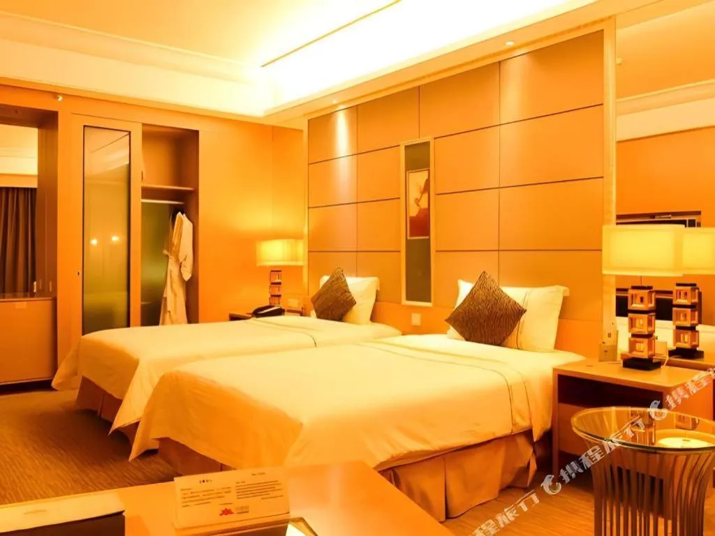 Bed in Wellton International Hotel