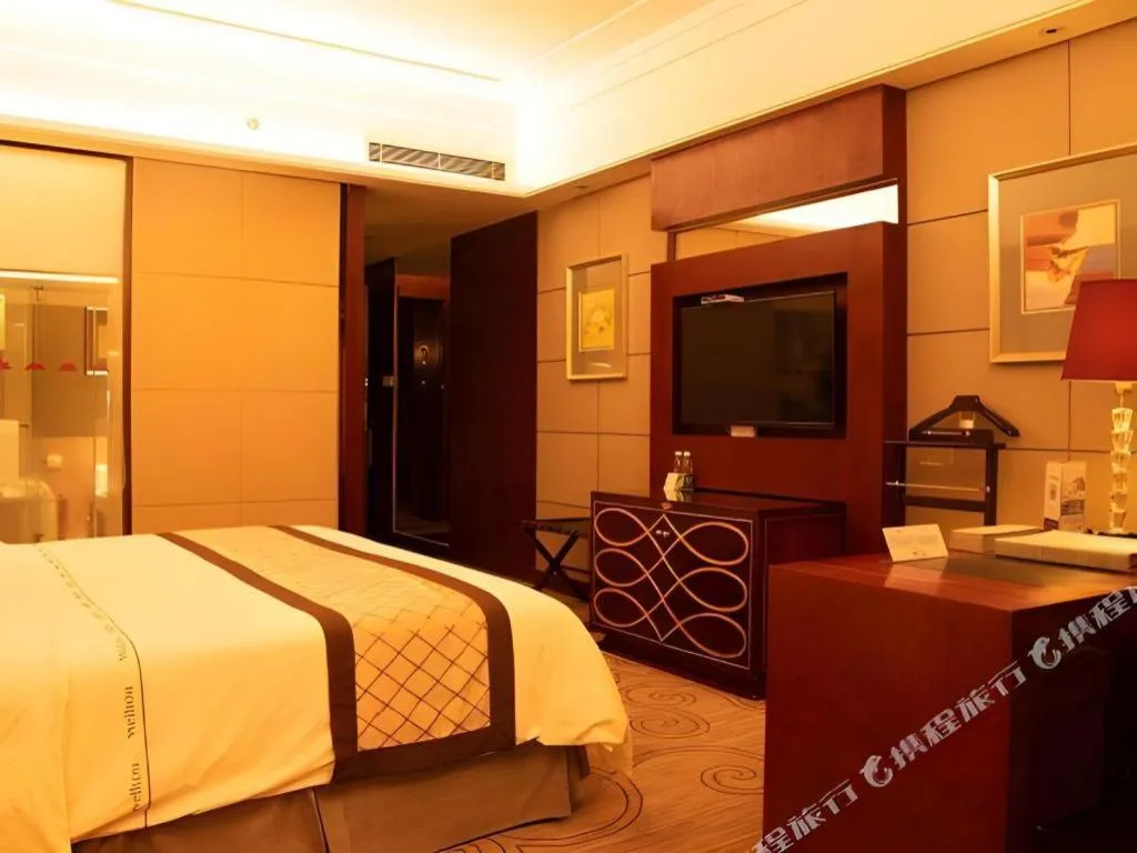 Bed in Wellton International Hotel