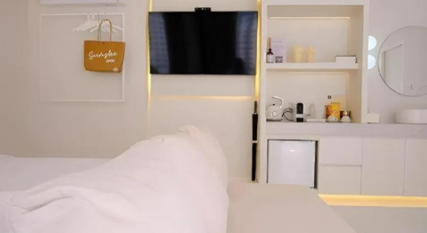 Bed in Sawasdee Coco Resort