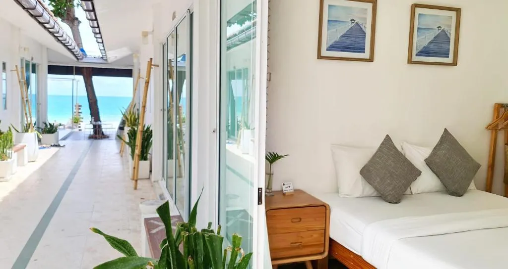 Bed in Sawasdee Coco Resort