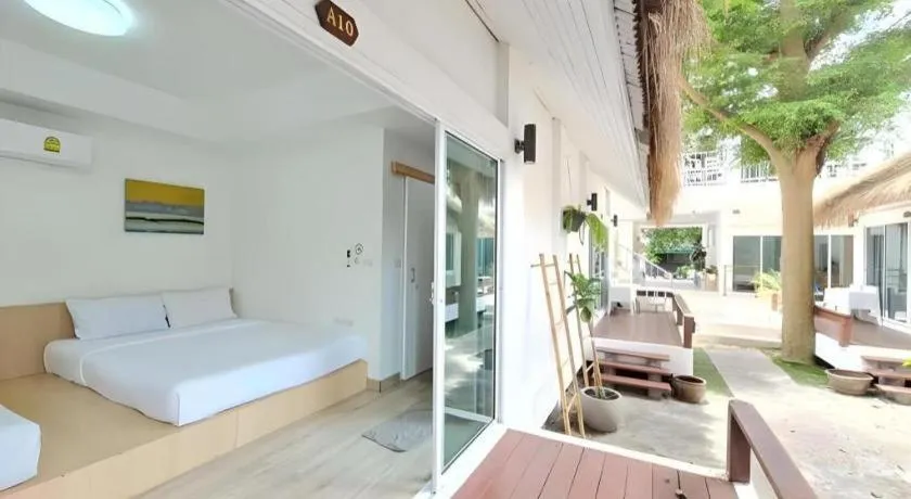 Bed in Sawasdee Coco Resort