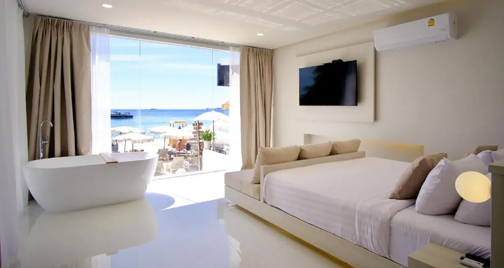 Bed in Sawasdee Coco Resort