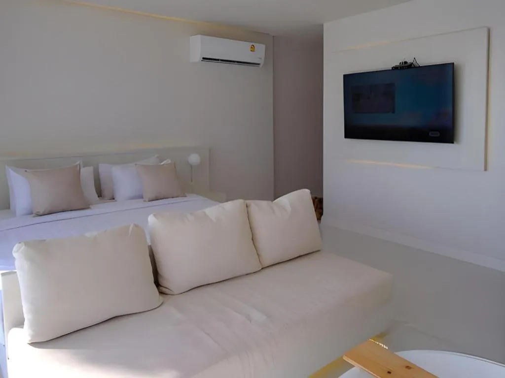 Bed in Sawasdee Coco Resort