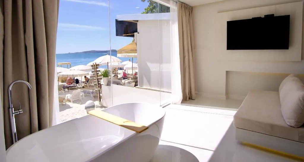 Bed in Sawasdee Coco Resort