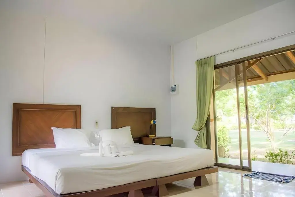 Bed in Coral Resort Bed in Coral Resort