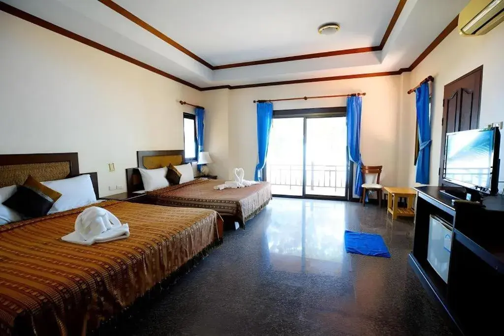 Bed in Coral Resort Bed in Coral Resort