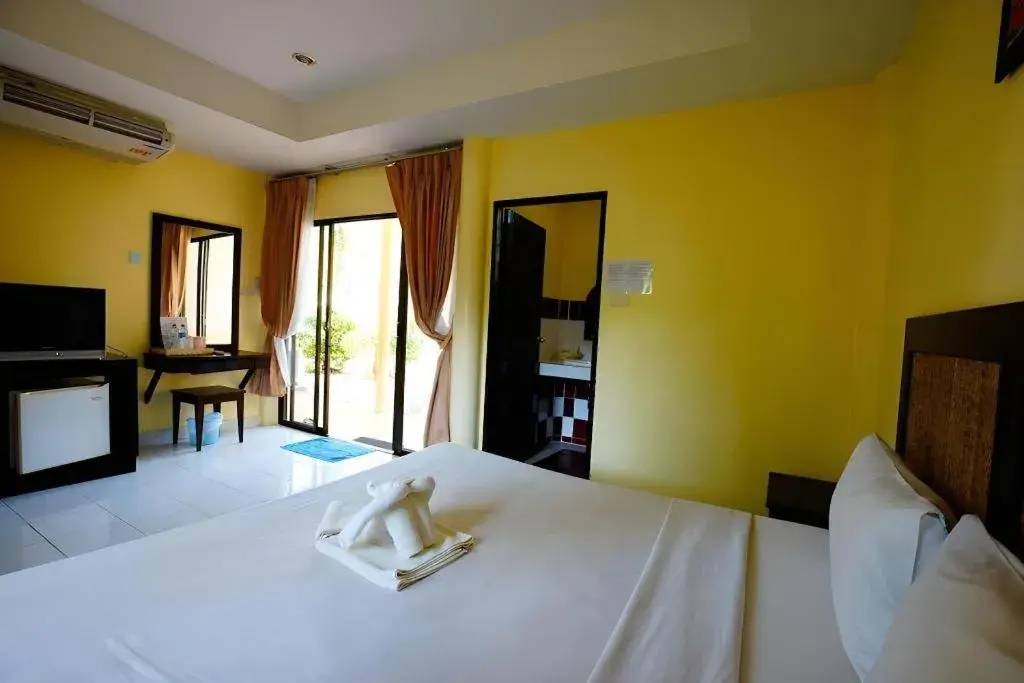 Bed in Coral Resort Bed in Coral Resort