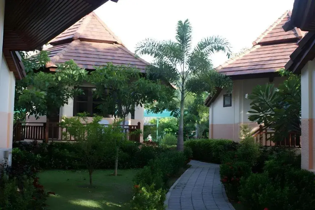 Coral Resort Coral Resort