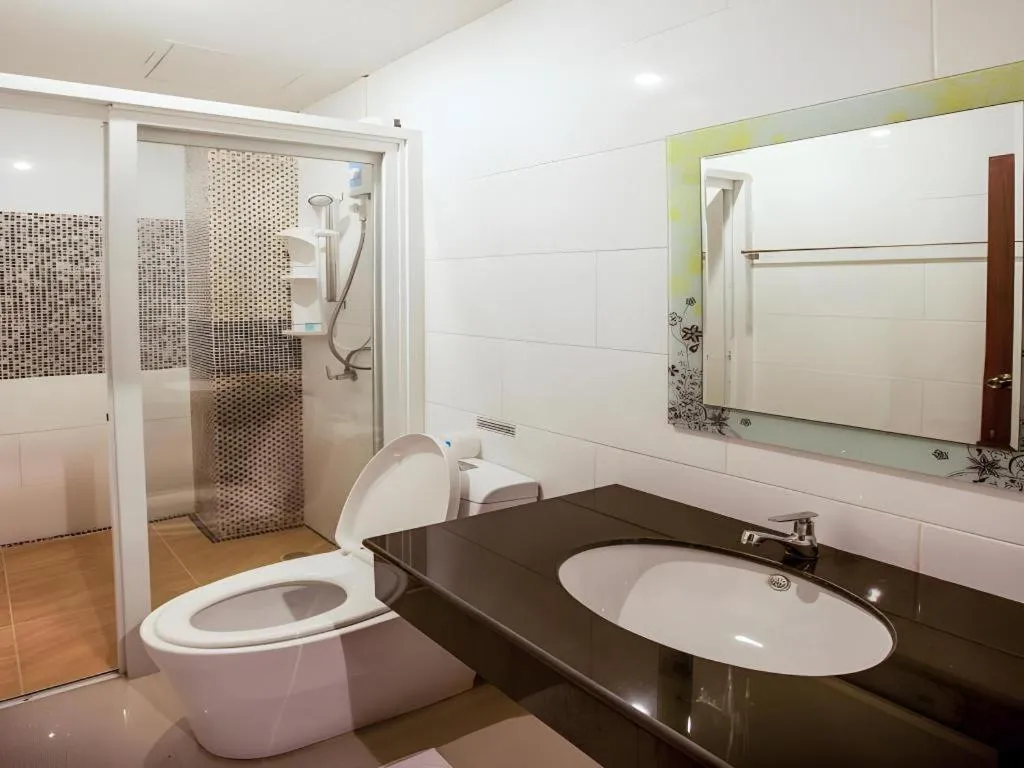 Triple Rund Place Hotel