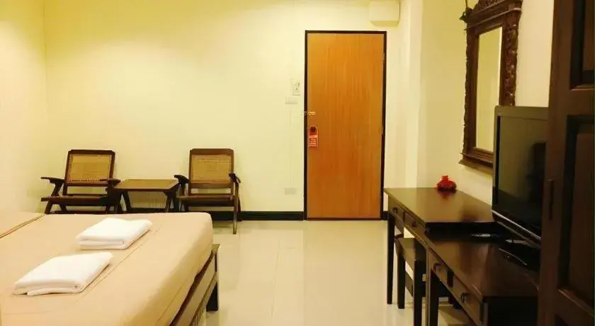 Bed in Natee Place Bed in Natee Place