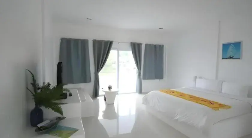 Bed in Anavilla Tangke Resort Bed in Anavilla Tangke Resort