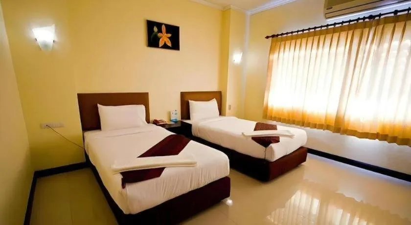 Bed in Kaew Samui Resort