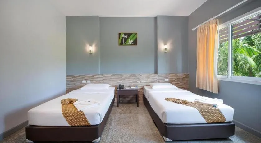 Bed in Kaew Samui Resort