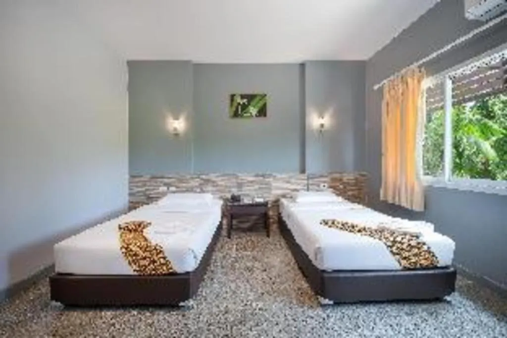 Bed in Kaew Samui Resort