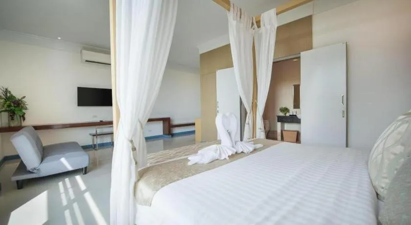 Bed in Kaew Samui Resort