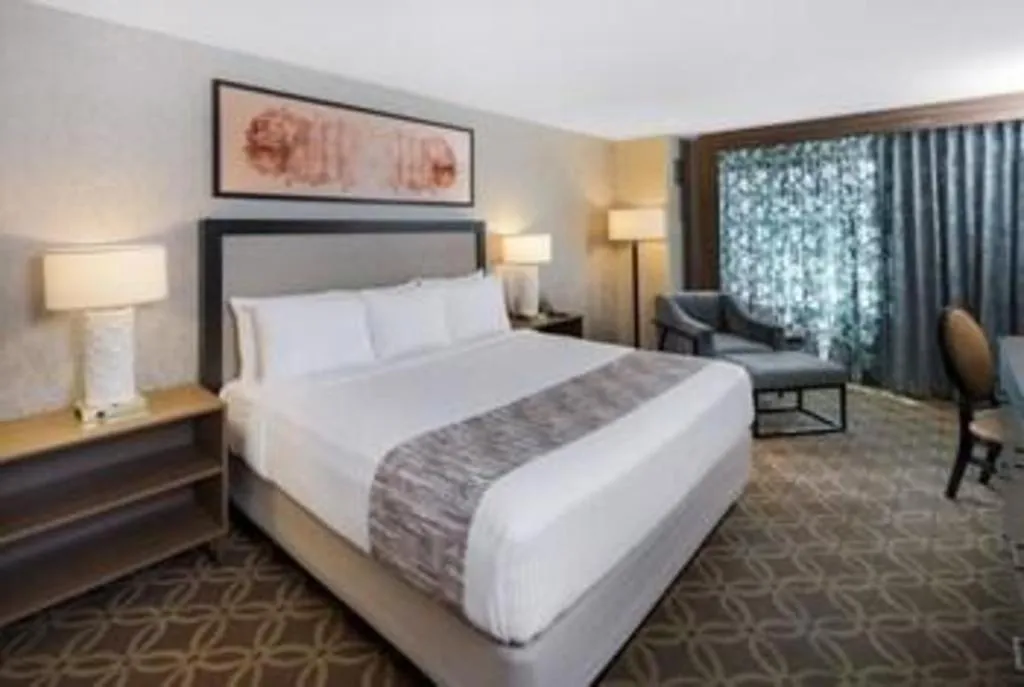 Bed in Cannery Casino and Hotel