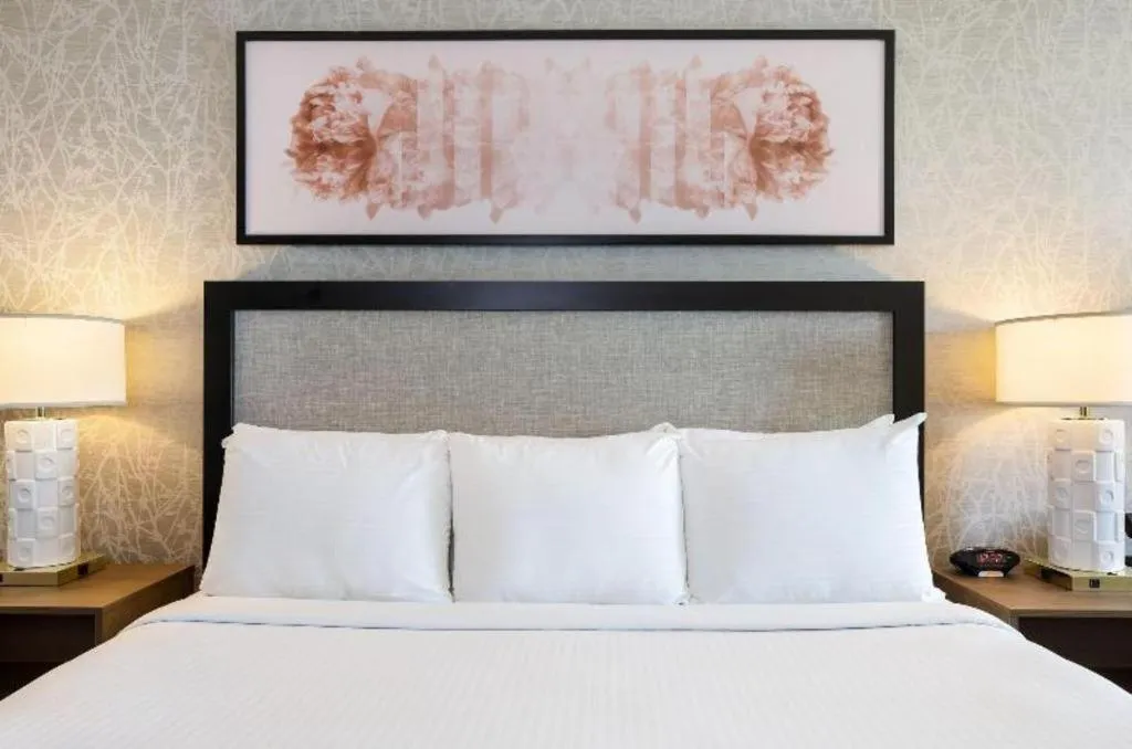 Bed in Cannery Casino and Hotel