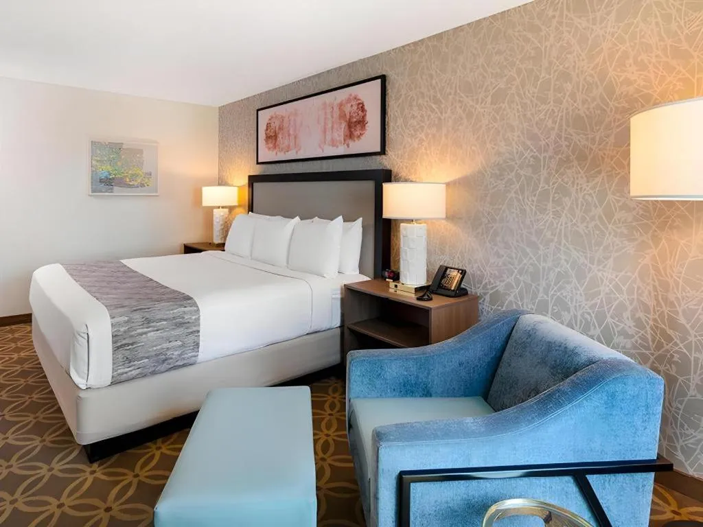 Bed in Cannery Casino and Hotel