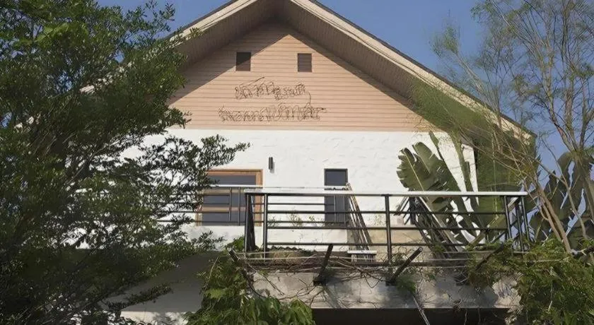 Chayada Garden House and Resort Hotel