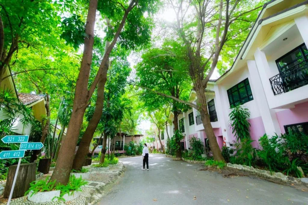 Chayada Garden House and Resort Hotel