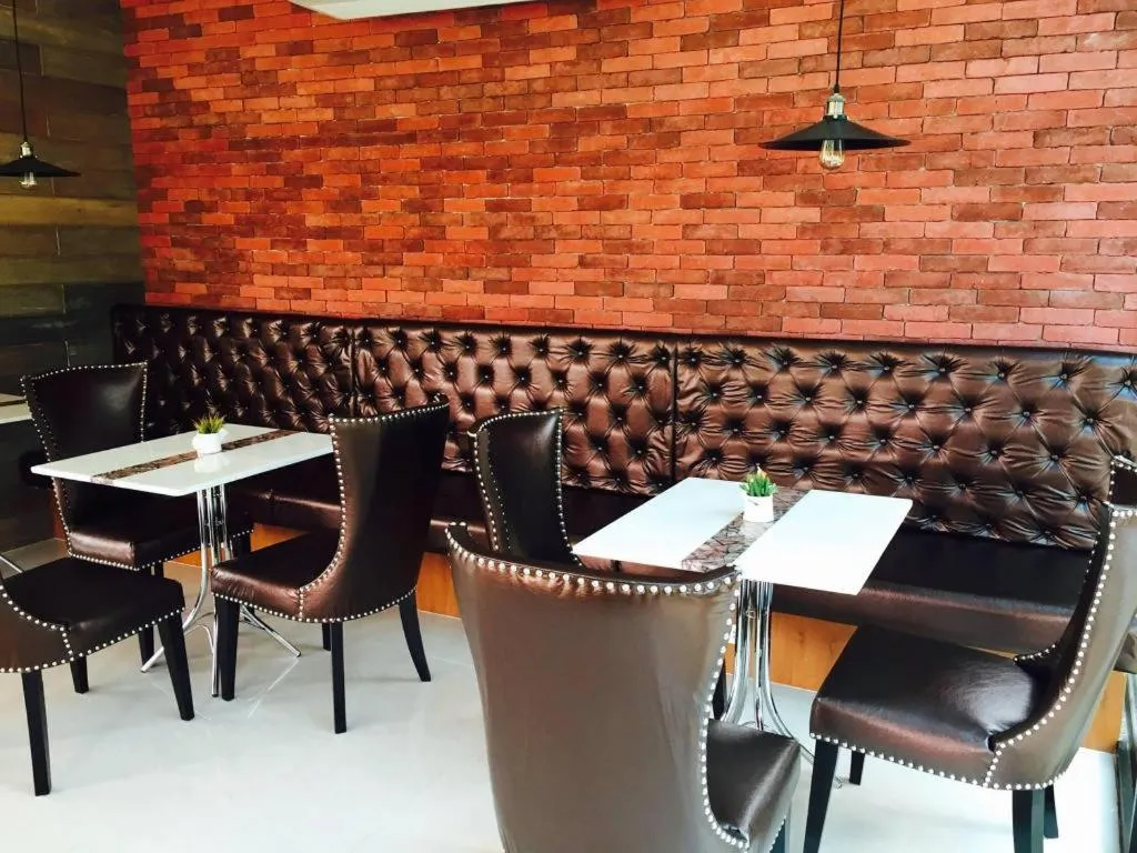 Chayada Garden House and Resort Hotel