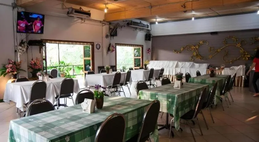 Chayada Garden House and Resort Hotel