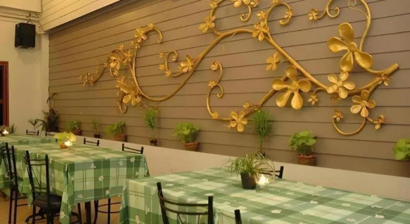 Chayada Garden House and Resort Hotel