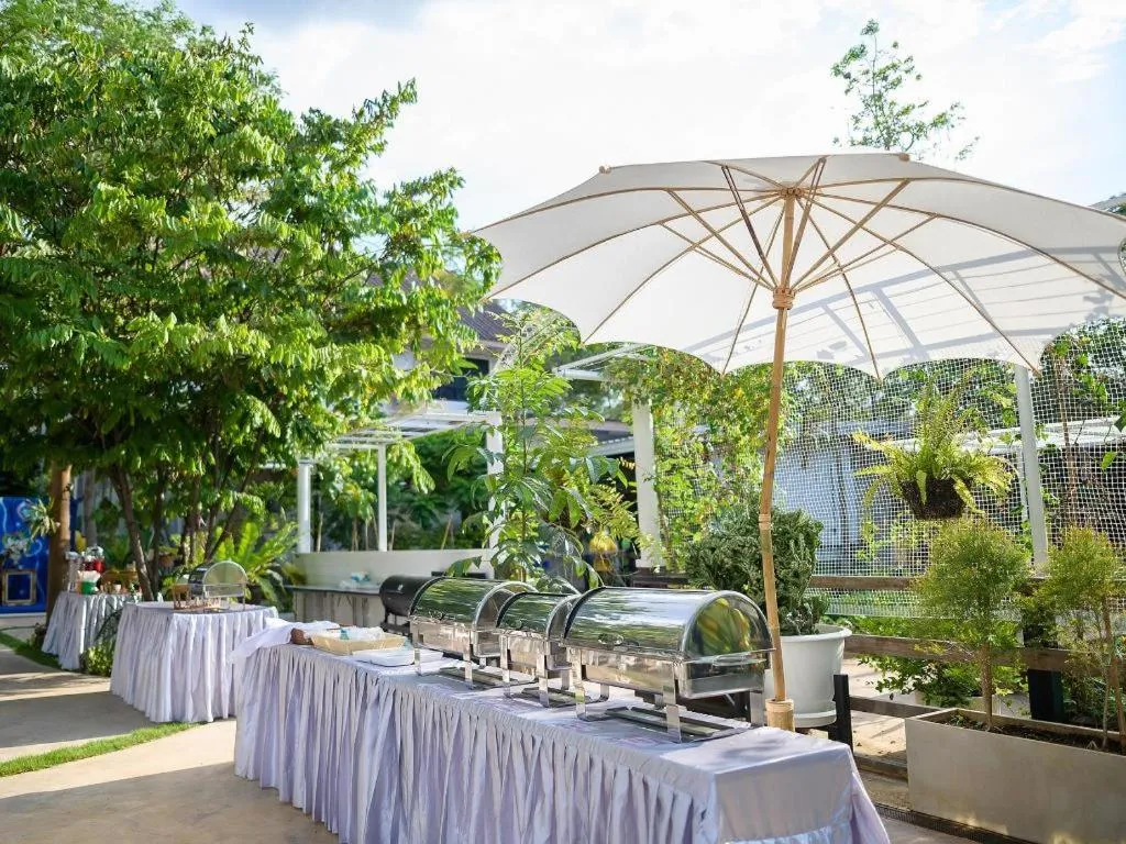 Chayada Garden House and Resort Hotel