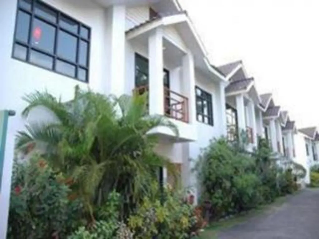 Chayada Garden House and Resort Hotel