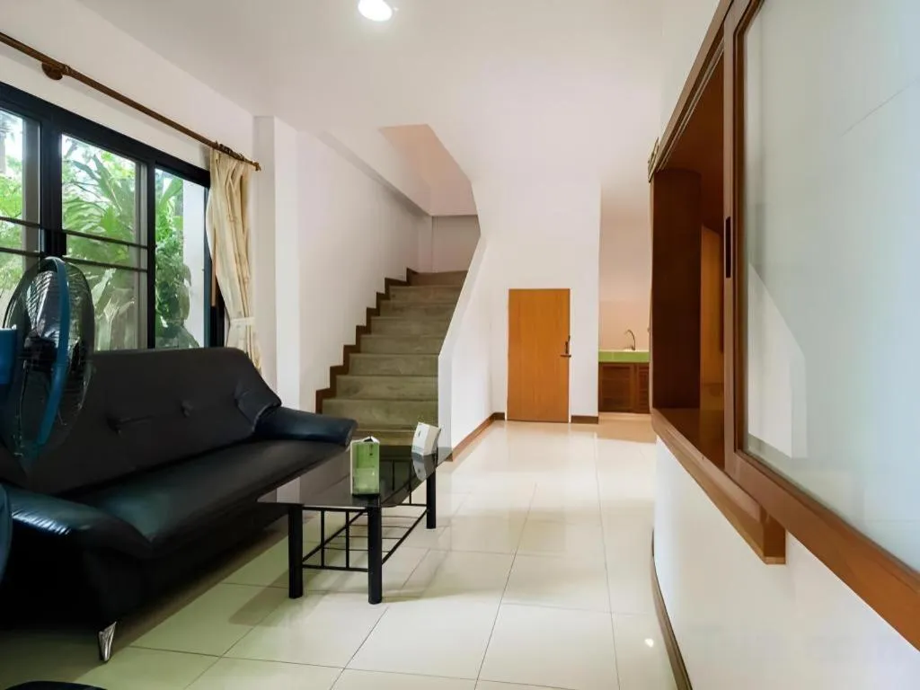 Chayada Garden House and Resort Hotel