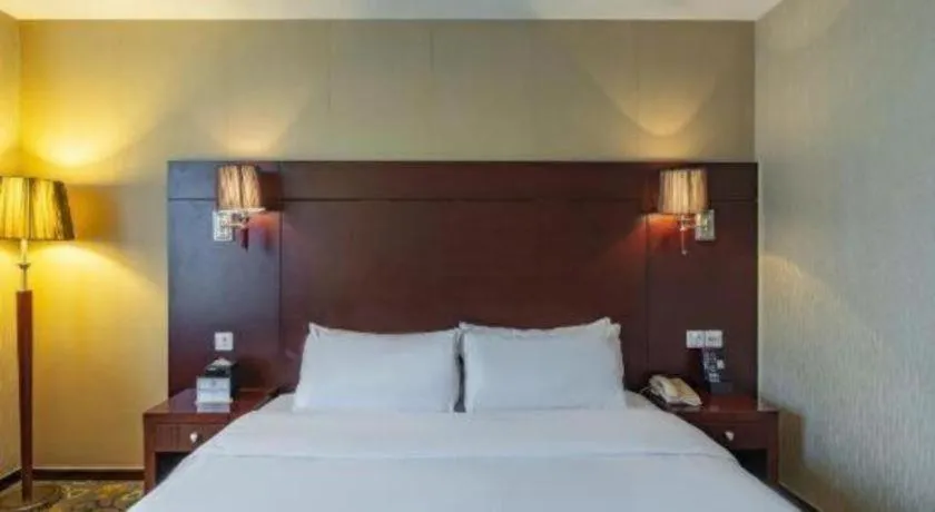 Bed in Ramada by Wyndham Wujiaochang Shanghai