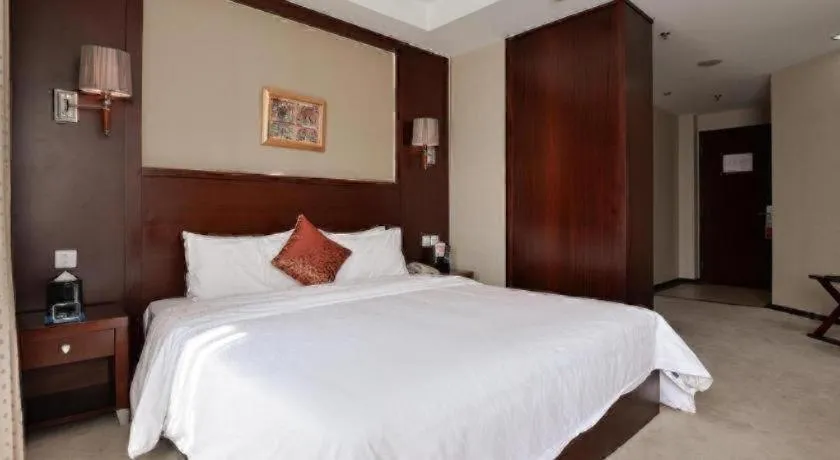 Bed in Ramada by Wyndham Wujiaochang Shanghai