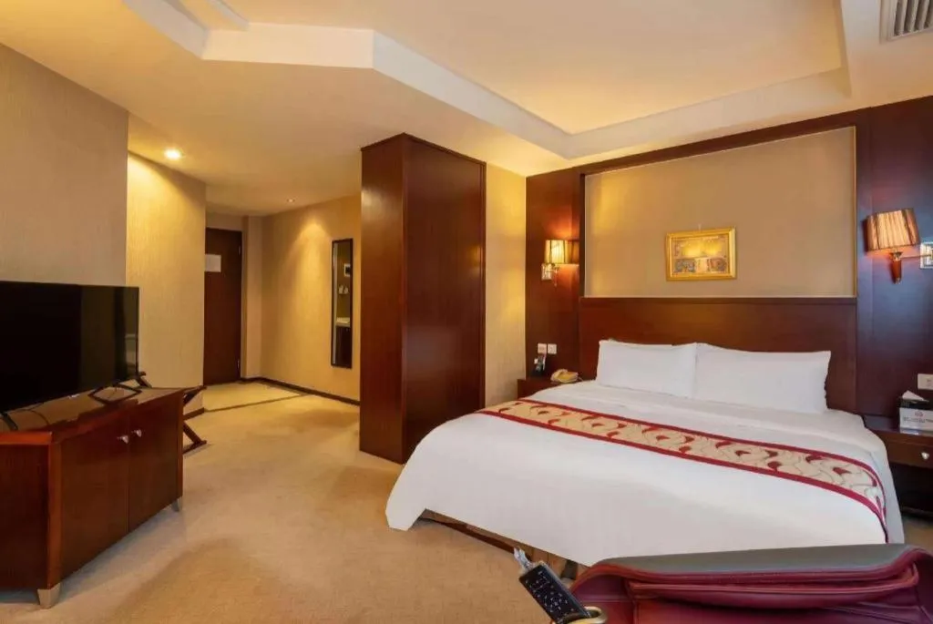 Bed in Ramada by Wyndham Wujiaochang Shanghai